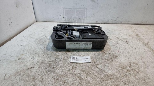 Mini cooper jack tool kit - mini,
